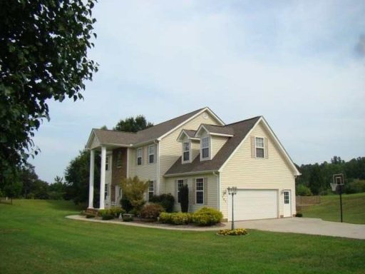 101 Lake Ridge Circle