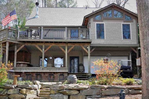 180 East Cove Drive