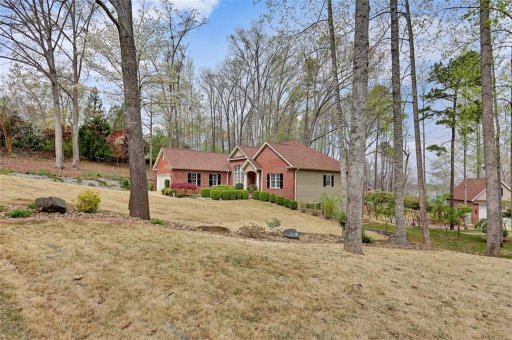 1544 Enterprise Lane Seneca