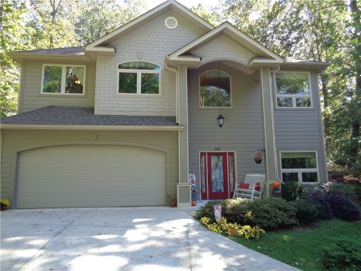 141 Bay Drive