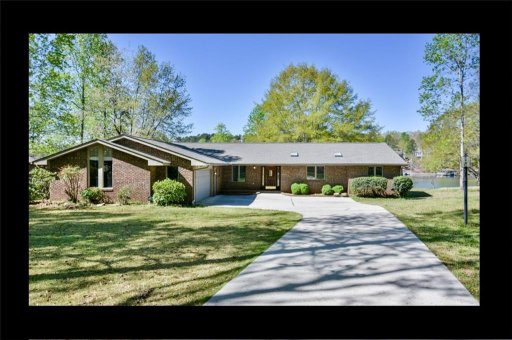 226 Petty Road