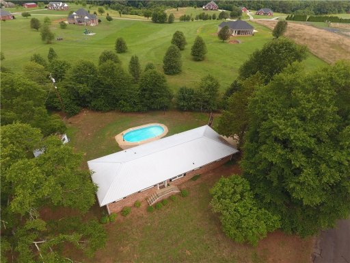 601 Greenview Drive