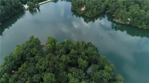 679 Chattooga Lake Road