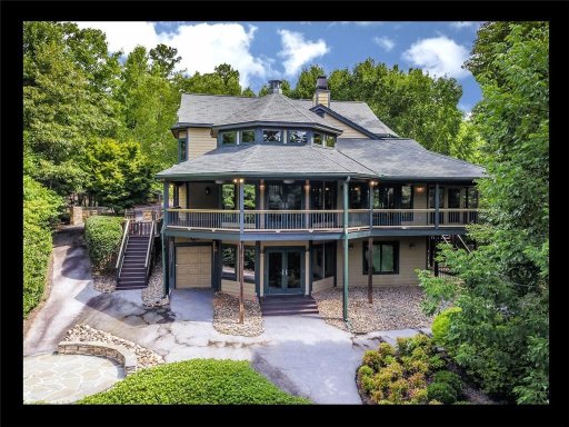 352 Island Drive