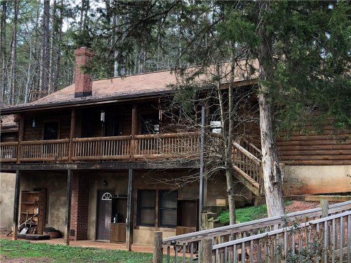 122 Hickory Cove Road Seneca