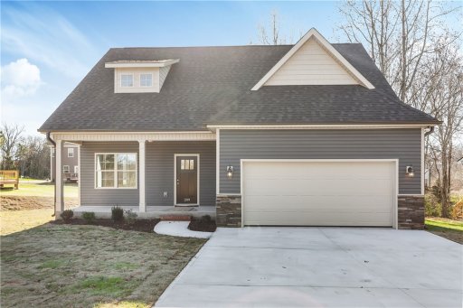 209 Ashwood Lane