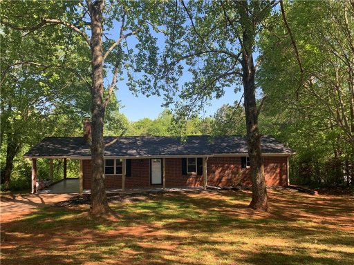 211 Skyland Drive