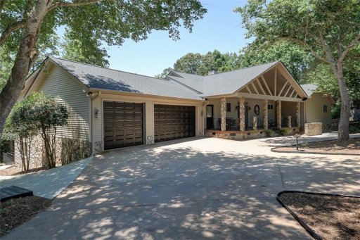 941 Holly Knoll Drive