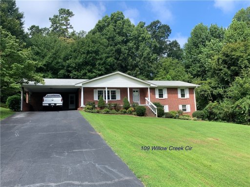 109 Willow Creek Circle