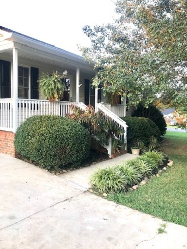 2200 Rolling Green Road
