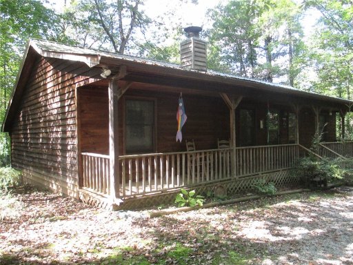275 Lakeside Drive