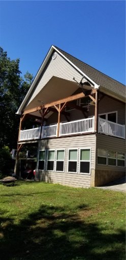 100 Lakehill Drive