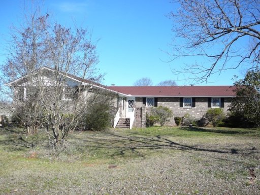 102 Greenmeadow Circle