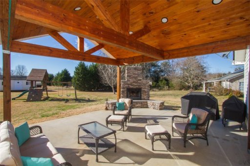 1223 Massey Road