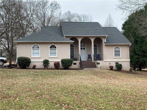 912 Meadow Lane