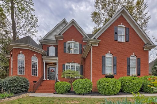 115 Walnut Creek Way