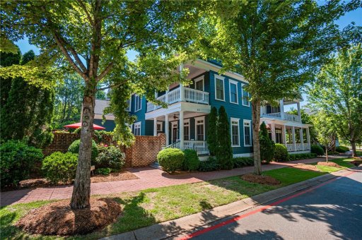 413 Village Walk Lane