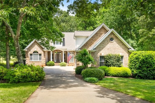 211 Ansonborough Circle