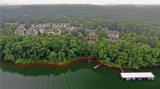 1007 Northlake Drive