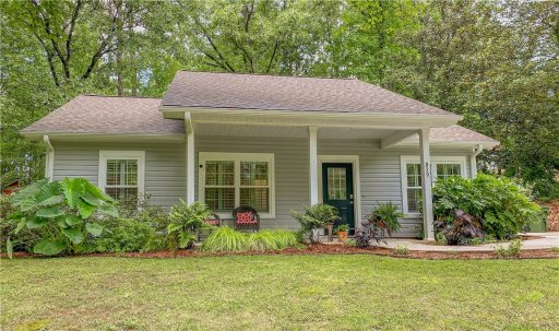 829 N Andover Drive