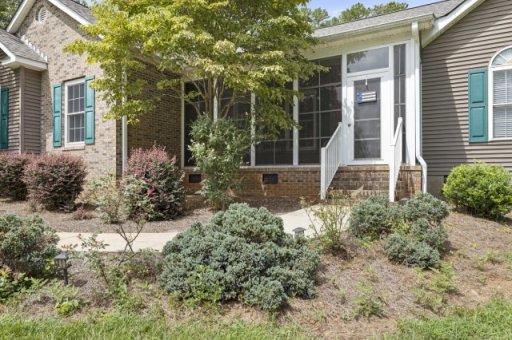 206 Mountain Laurel Lane