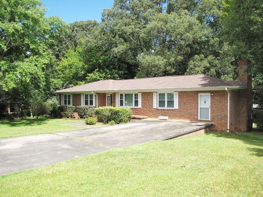 203 Torrington Road