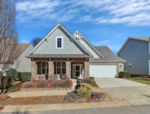 17208 Hampton Trace Road sold home in Caldwell Station, Huntersville, NC
