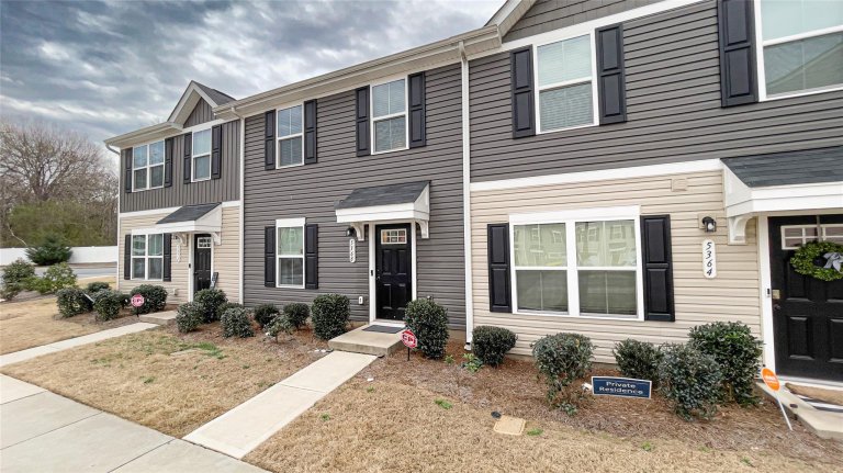 5368 Austin Knoll Court sold home in North End Commons, Charlotte, NC