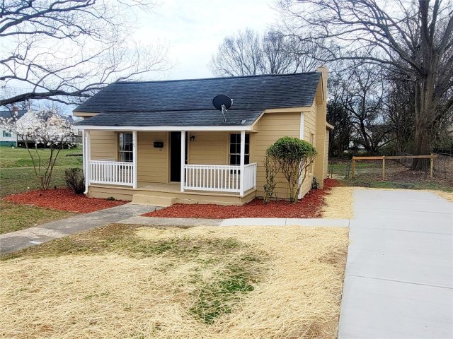 1907 Gum Street sold home in Flint Manufacturing Company, Gastonia, NC