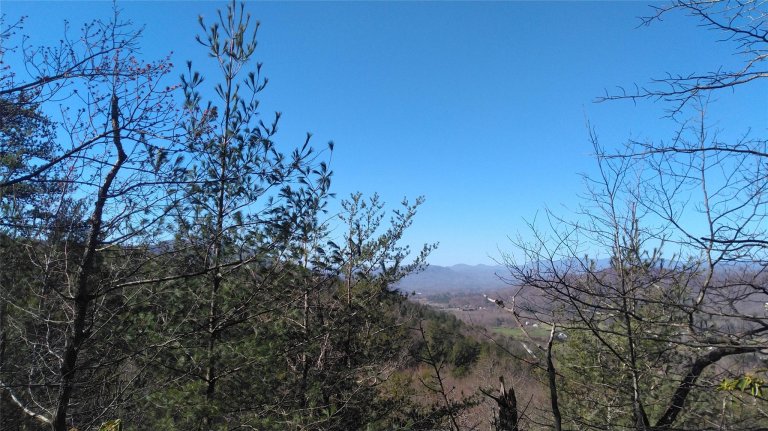 Lot 12 13b Quail Drive sold home in Deerwood, Marion, NC