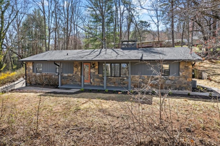 53 Vanderbilt Terrace sold home in Stradley Mountain Park, Asheville, NC
