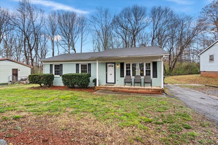 737 Belfast Drive sold home in Matthews Acres, Gastonia, NC
