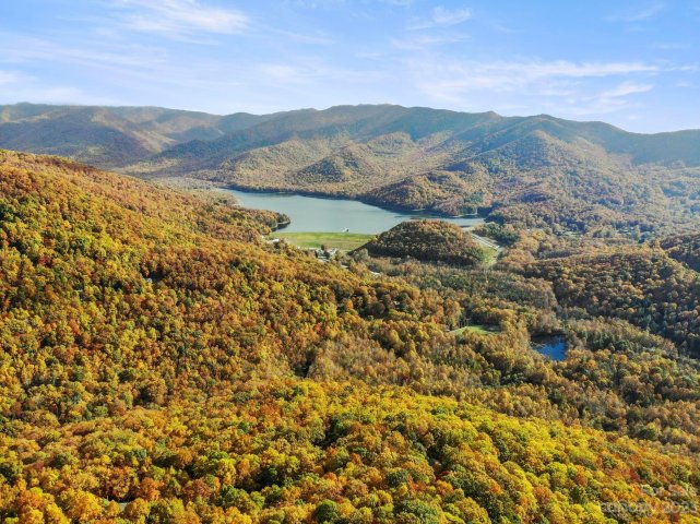 26 Great Aspen Way active home in Laurel Ridge, Black Mountain, NC