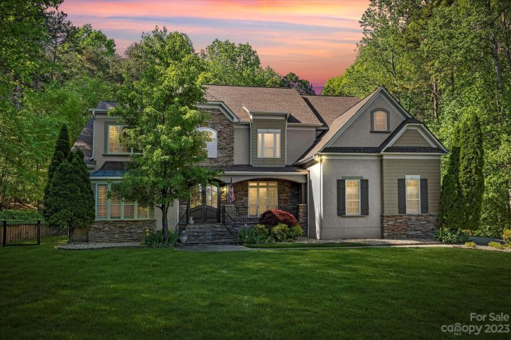 227 Wildwood Cove Drive sold home in Wildwood Cove, Mooresville, NC