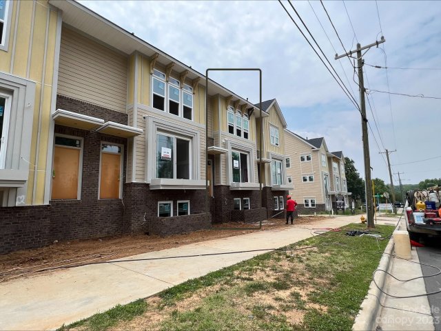 371 S Bruns Avenue WET0205 sold home in West End Towns, Charlotte, NC