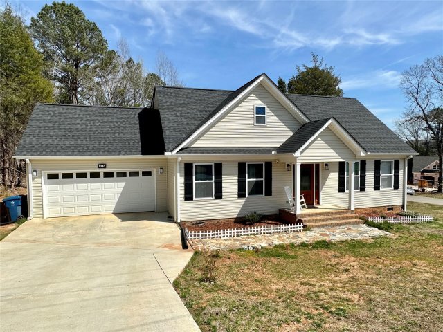 325 Harbor View Drive sold home in Harbor Point, Cherryville, NC