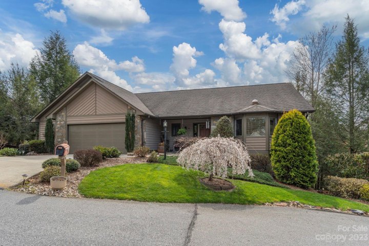 48 Hillcreek Drive sold home in Village Of Country Creek, Asheville, NC