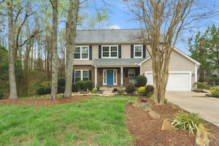 12011 Woodside Falls Road sold home in Woodside Falls, Pineville, NC