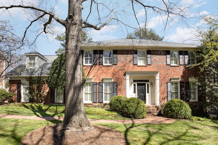 731 Stanhope Lane sold home in Mallory Manor, Matthews, NC