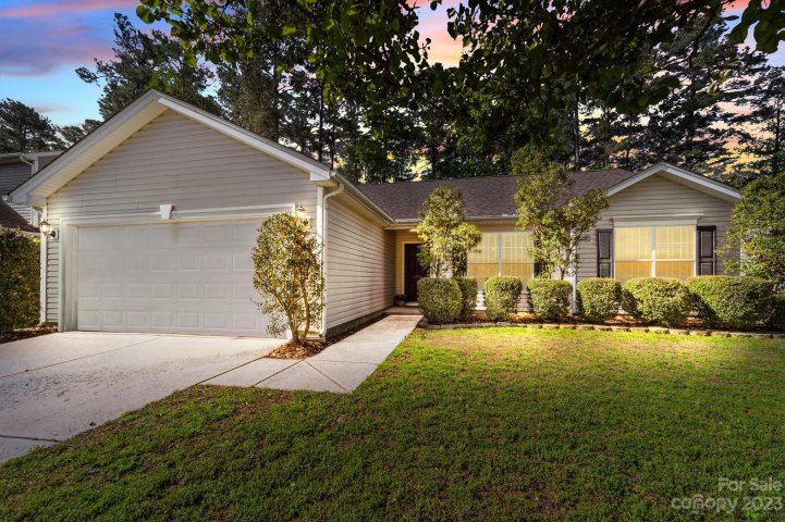 1926 Summit Ridge Lane sold home in Waterside Landing, Kannapolis, NC