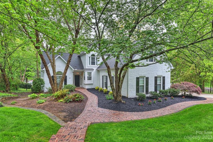 147 Cove Creek Loop sold home in North Shore, Mooresville, NC