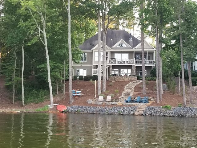 132 Archer Glen sold home in Uwharrie Point, Badin Lake, NC