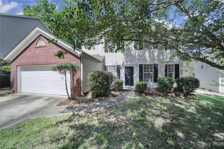 4410 Lenox Hill Place sold home in Hayden Commons, Charlotte, NC