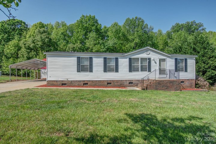 508 Mountain Meadows Drive sold home in Mountain Meadows, Bessemer City, NC