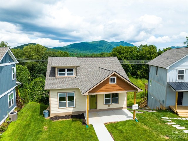 30 Alice Clement Lane sold home in Alice Place, Asheville, NC