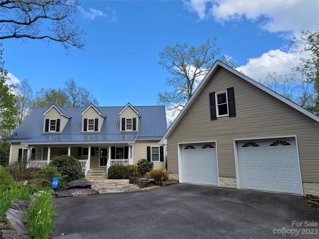 7729 Parks Mountain Drive sold home in Upper Creek Acres, Newland, NC