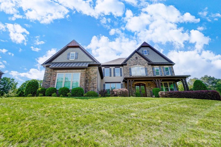 1230 Delaney Drive sold home in Bromley, Weddington, NC