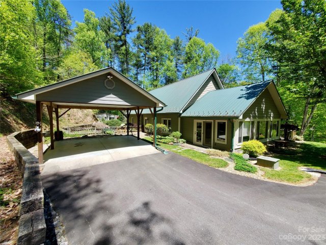 2732 Blanton Branch Road sold home in Cane Creek Ridge, Sylva, NC