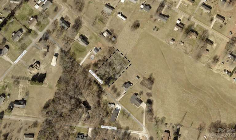 907 Honeysuckle Drive sold home in Oak Springs, Shelby, NC