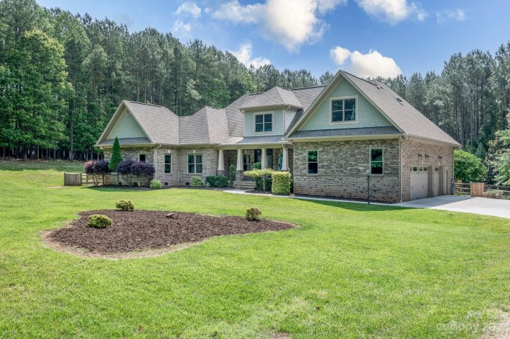 1133 Fern Hill Road sold home in Fernleaf, Mooresville, NC
